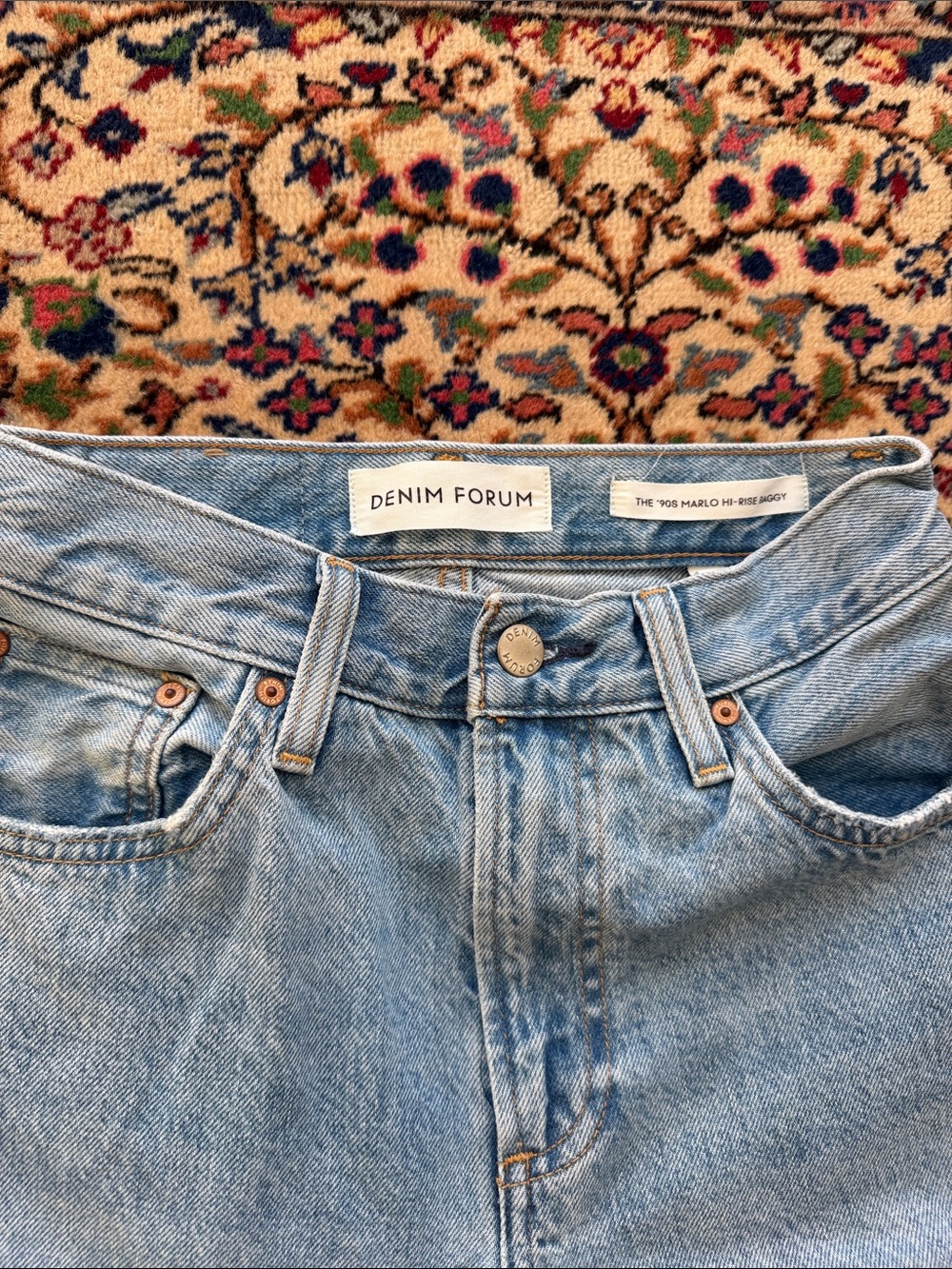 Denim Forum Light Wash High-Rise Women's Jeans The 90s Marlo Hi Rise Baggy